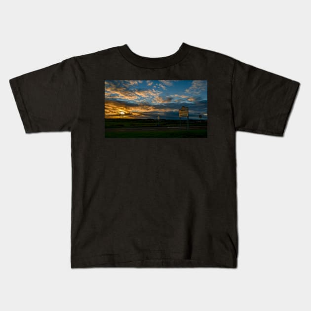 Seaton Sluice Sunset Kids T-Shirt by axp7884